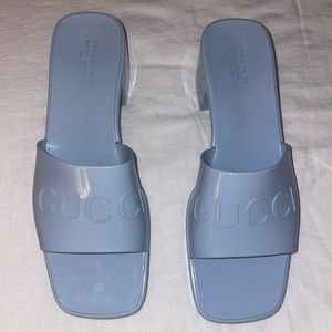 GUCCI - Women’s Rubber Slide Light Blue